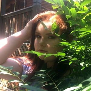 Meet your Posher, Lizzie